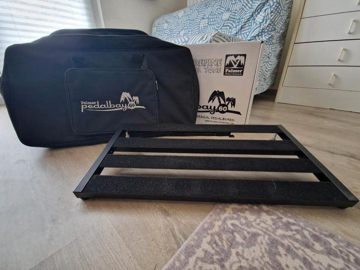 Pedalboard 60, Muziek en Instrumenten, Behuizingen en Koffers, Zo goed als nieuw, Ophalen