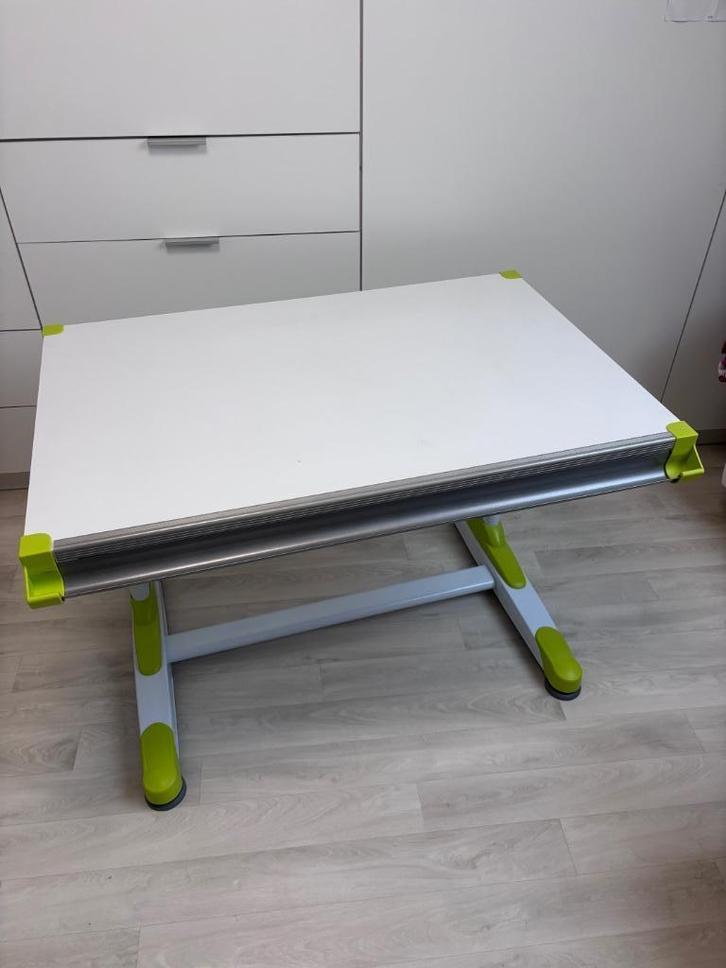 Verstelbare teken-knutsel-bureeltafel (als nieuw), Huis en Inrichting, Bureaus, Zo goed als nieuw, Bureau, In hoogte verstelbaar