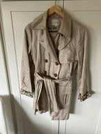 Jasje Gigue, Ophalen, Zo goed als nieuw, Maat 38/40 (M)