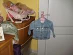 a vendre veste bébé, Kinderen en Baby's, Babykleding | Maat 74, Ophalen of Verzenden, Nieuw, Meisje, Truitje of Vestje