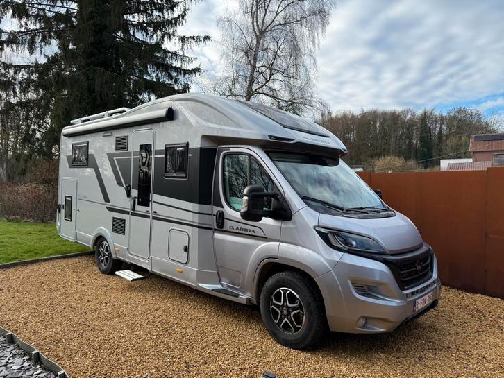 À VENDRE – ADRIA CORAL SUPREME 670 DL ALDE – FULL OPTION, Caravanes & Camping, Camping-cars, jusqu'à 3, Semi-intégral, Adria, Fiat