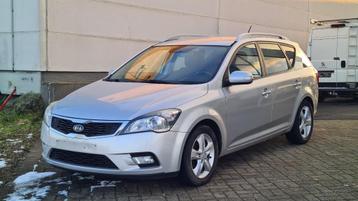 KIA Ceed break 1.6D 66Kw Euro 5 Gps/digitale airconditioning beschikbaar voor biedingen