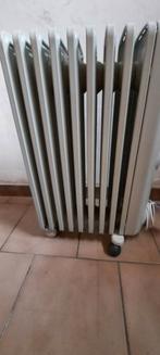 De Longhi. Radiateur bain d'huile. Type TRRS0920, Bricolage & Construction, Quincaillerie & Fixations, Enlèvement, Comme neuf