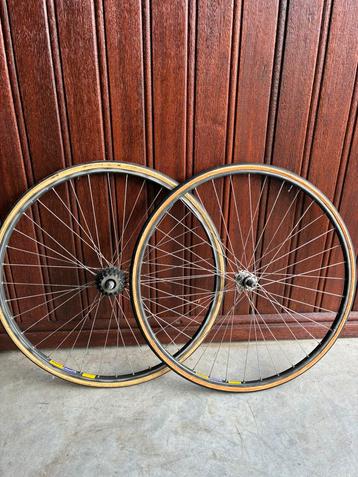 Mavic gp4 wielset beschikbaar voor biedingen