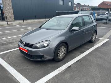 VW Golf VI 1.6 TDI COMFORT  disponible aux enchères