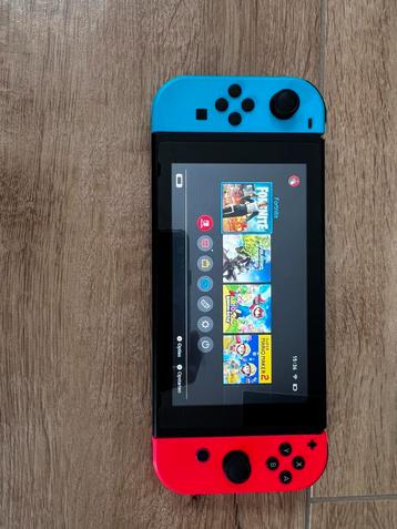 Nintendo Switch (complet)  disponible aux enchères