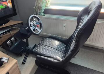 Simulateur avec volant et pedalier g29, fonctionne comme un, Enlèvement, Comme neuf