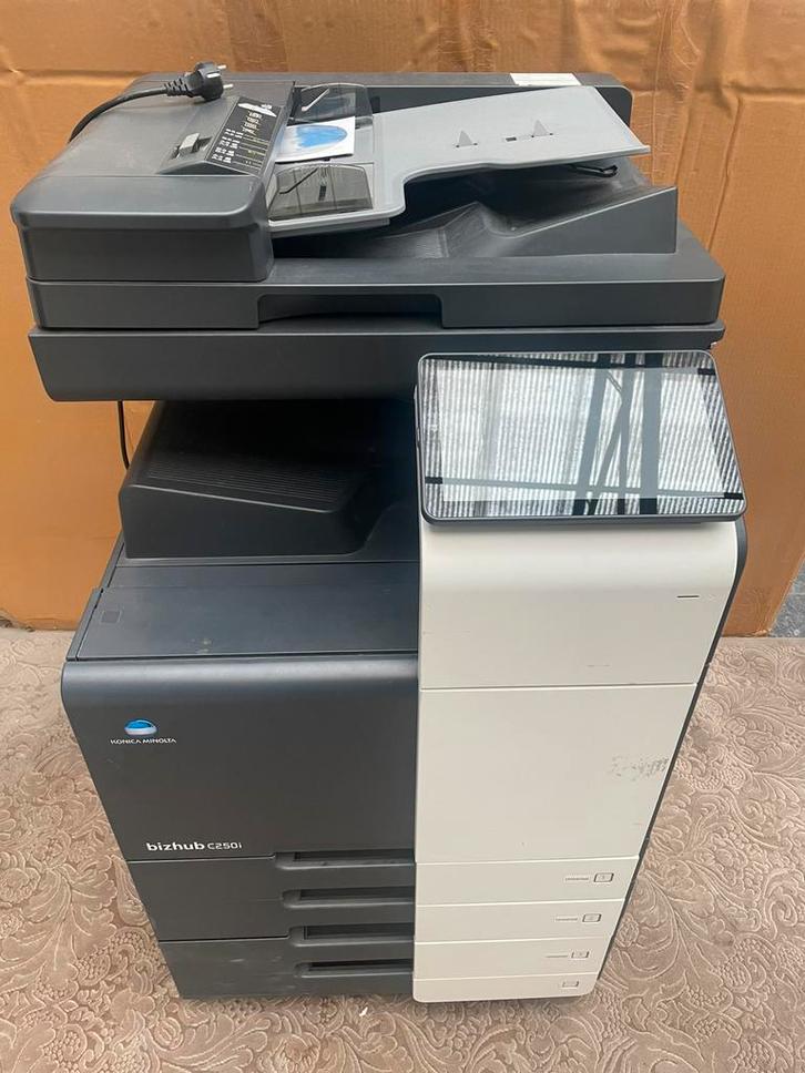 Konica Minolta bizhub C250i-printer, Computers en Software, Printers, Zo goed als nieuw, Printer, Faxen, Ophalen