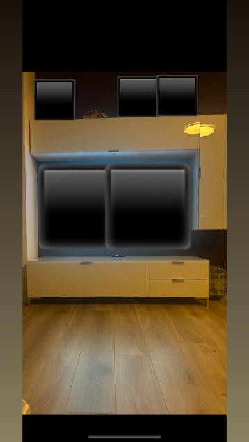 Modern wit tv-meubel met opbergruimte te koop beschikbaar voor biedingen