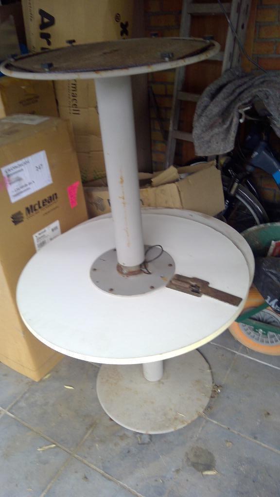 ronde tafels (2 stuks), Huis en Inrichting, Tafels | Eettafels, Gebruikt, 50 tot 100 cm, 50 tot 100 cm, Rond, Kunststof, Ophalen