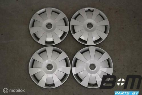 Org 16 inch wieldoppen Audi A3 8V 8V0601147D, Auto-onderdelen, Overige Auto-onderdelen, Gebruikt
