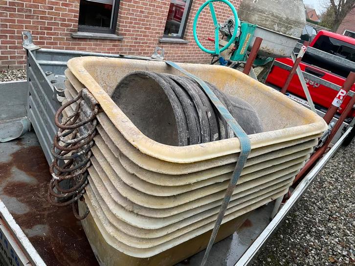 10 mortelbakken kraanbakken 200L, Bricolage & Construction, Bricolage & Rénovation Autre, Utilisé, Enlèvement