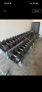 LifeFitness dumbell set / rack/ rek / 2kg - 40kg, Sport en Fitness, Ophalen, Zo goed als nieuw