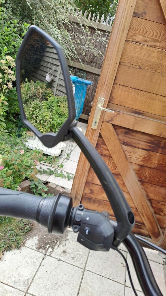 Elektrische fiets, Fietsen en Brommers, Elektrische fietsen, Zo goed als nieuw, Gazelle, 50 km per accu of meer, Ophalen