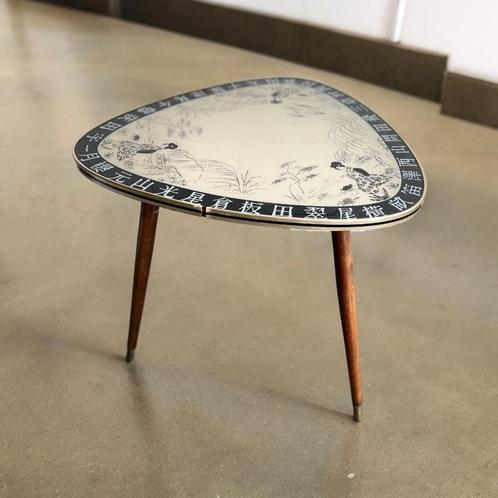 Vintage tripod bijzettafel / side table Chinese stijl, Antiek en Kunst, Antiek | Meubels | Tafels, Ophalen of Verzenden