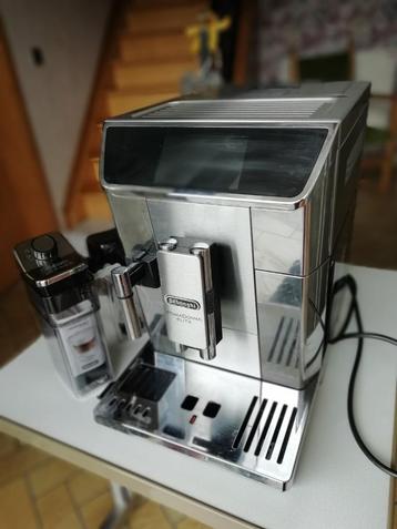 DELONGHI koffiemachine, PrimaDonna Elite ECAM65X.75. beschikbaar voor biedingen