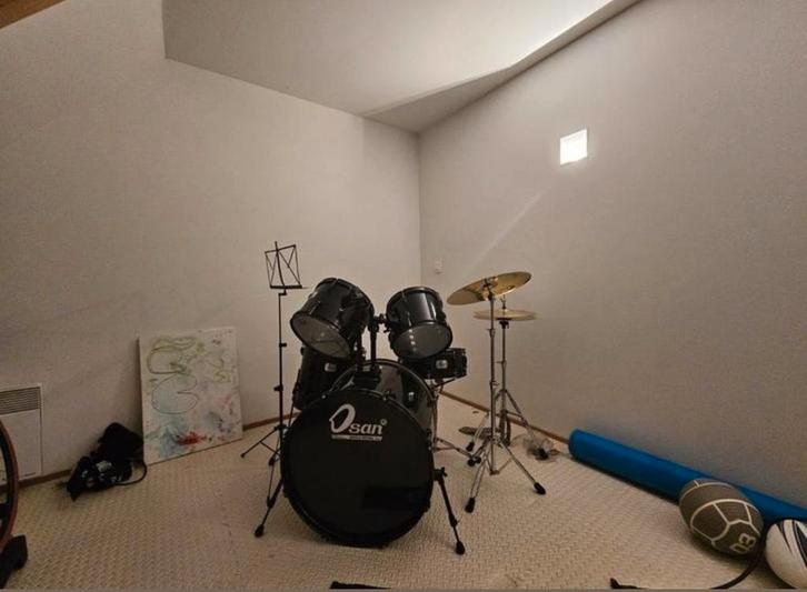 Kit de batterie Osan, Musique & Instruments, Batteries & Percussions, Enlèvement