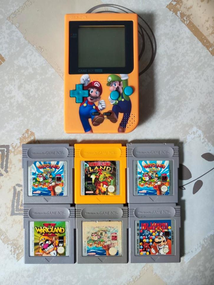 Game Boy Pocket Mario & Luigi Edition met games, Games en Spelcomputers, Games | Nintendo Game Boy, Zo goed als nieuw, Ophalen of Verzenden
