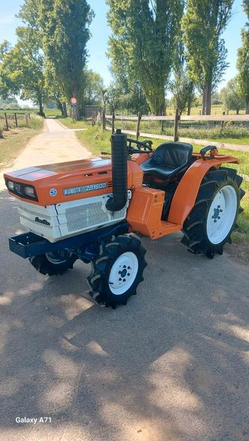 Minitractor kubota 20pk 4x4 TOPSTAAT!, Enlèvement