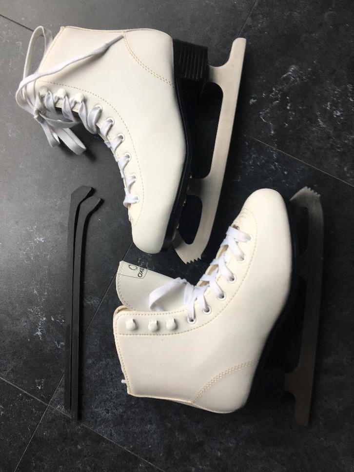 Kunstschaatsen kinderen maat 35-36, Sport en Fitness, Schaatsen, Zo goed als nieuw, Kunstschaatsen, Ophalen of Verzenden