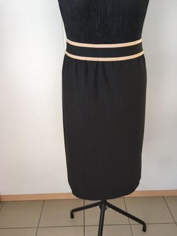damesrok T52 taille met decoratieve elastiek beschikbaar voor biedingen