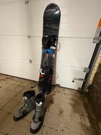 Snowboard + chaussures 45, Sport en Fitness, Snowboarden, Ophalen, Gebruikt, Board