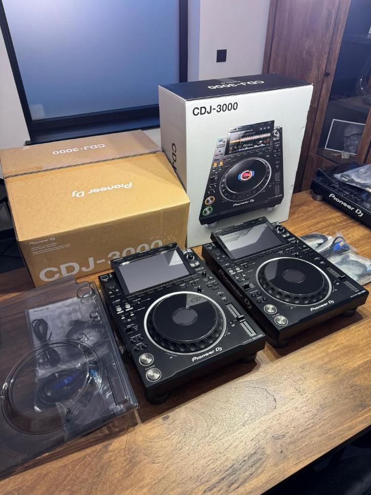 Pioneer CDJ 3000 (2x) + Decksaver(s) *Nieuwstaat / Nieuw*, Muziek en Instrumenten, Dj-sets en Draaitafels, Nieuw, Dj-set, Pioneer