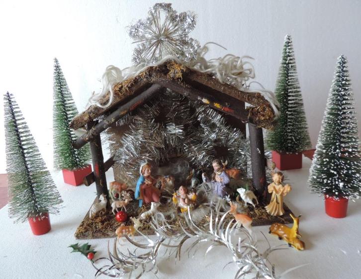 Kerststal met vaste personages, vintage, Diversen, Kerst, Gebruikt, Ophalen of Verzenden