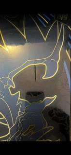 Mega charizard UPC €160( lichte schade ), Ophalen of Verzenden, Zo goed als nieuw