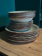 Lot d’assiettes Quid – Bleu/vert effet céramique, Antiquités & Art, Enlèvement