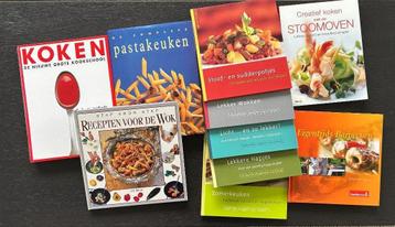Set van 10 kookboeken in nieuwstaat