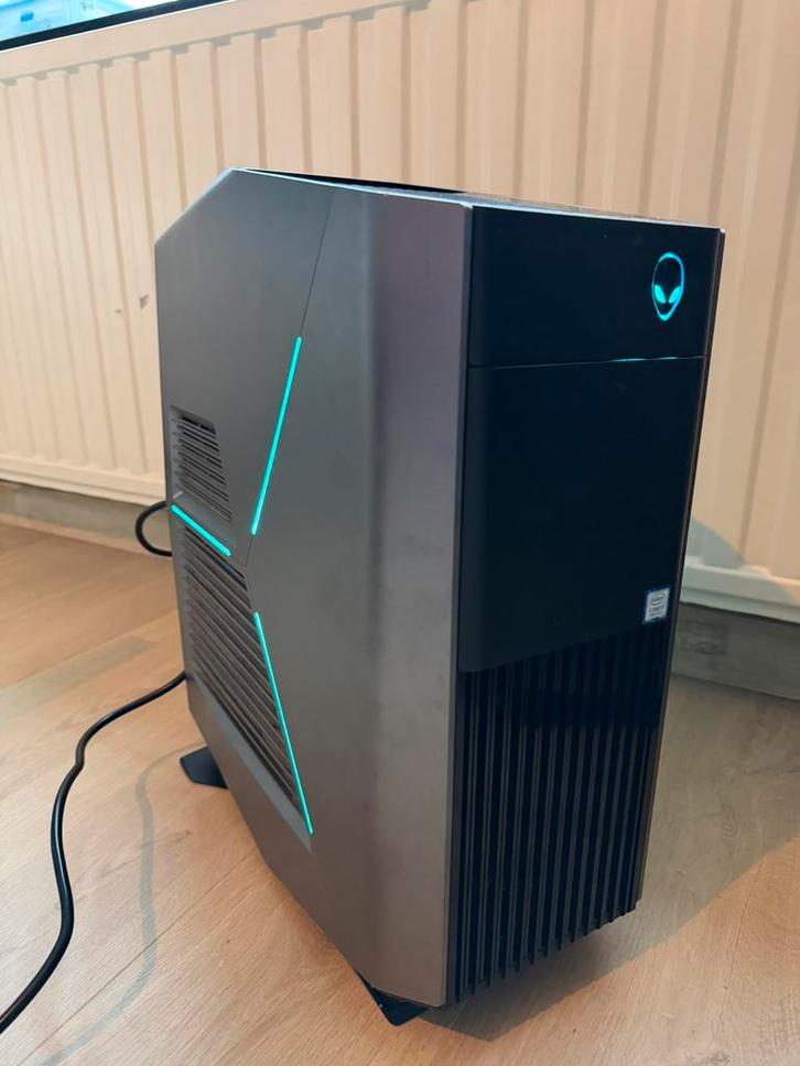Alienware aurora r7, i7 8700K, GTX 1080ti, 16gb RAM, Computers en Software, Desktop Pc's, Gebruikt, 4 Ghz of meer, HDD, SSD, 16 GB