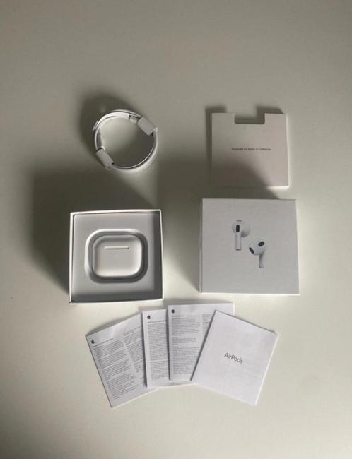 Airpods 3, Telecommunicatie, Mobiele telefoons | Oordopjes, Zo goed als nieuw, In oorschelp (earbud), Bluetooth, Ophalen of Verzenden