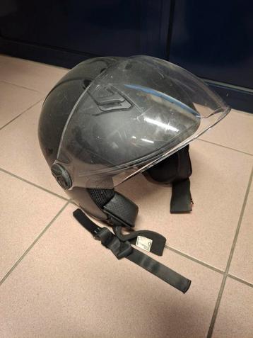 Scooterhelm beschikbaar voor biedingen