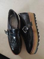 Tamaris zwarte lak loafers met plateau dames - maat 38, Tamaris, Comme neuf, Enlèvement, Noir