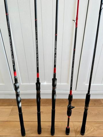Lot de 4 cannes à pêche Tenryu beschikbaar voor biedingen