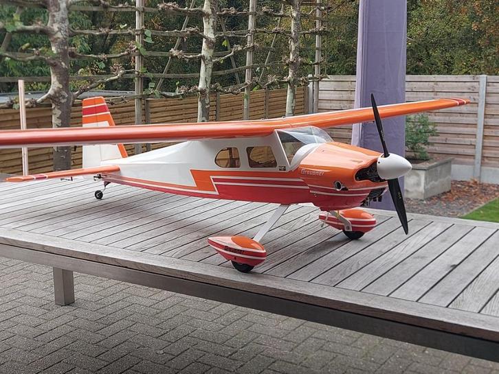 GRAUPNER TAXI 2400, Hobby en Vrije tijd, Modelbouw | Radiografisch | Vliegtuigen, Gebruikt, Benzine, Ophalen