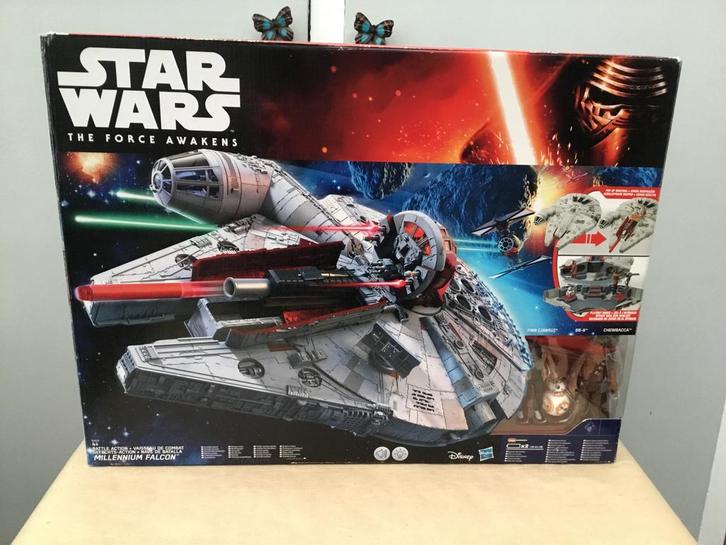 Hasbro Star Wars The Force Awakens Millenium Falcon, Verzamelen, Star Wars, Zo goed als nieuw, Ophalen of Verzenden