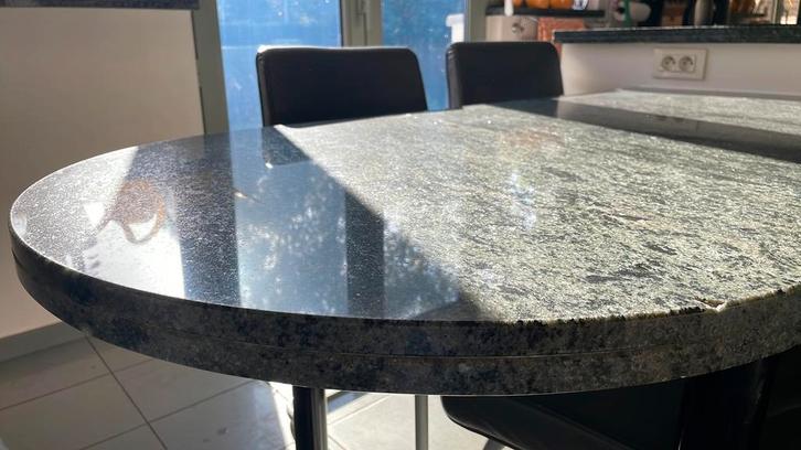 Keukenbladen en afgerond tafelblad in natuursteen (graniet), Huis en Inrichting, Keuken | Keukenelementen, Gebruikt, Grijs, Groen