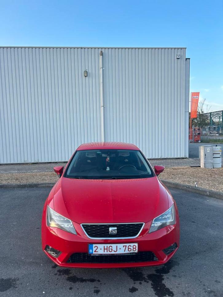 Seat leon 1.2 TSI, Auto's, Seat, Particulier, Leon, Bluetooth, Benzine, Euro 5, Berline, 5 deurs, Handgeschakeld, Rood, Grijs