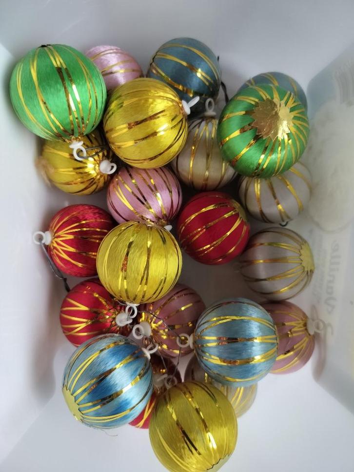 Nostalgie Kerstballen  22 stuks, Diversen, Kerst, Zo goed als nieuw, Ophalen