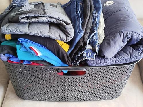 Grote wasmand jongenskleren, pakket kledij maat 116, 116-122, Kinderen en Baby's, Kinderkleding | Kinder-kledingpakketten, Gebruikt