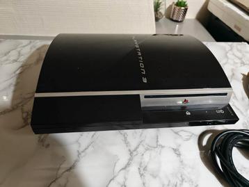 ps3 fat in zeer goede staat  beschikbaar voor biedingen