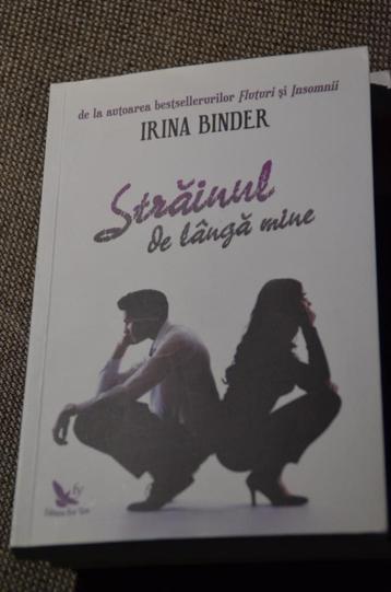 3 Roemeense boeken beschikbaar voor biedingen