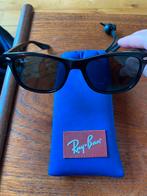 Ray Ban Wayfarer junior, Handtassen en Accessoires, Zonnebrillen en Brillen | Heren, Ophalen of Verzenden, Zo goed als nieuw, Zonnebril