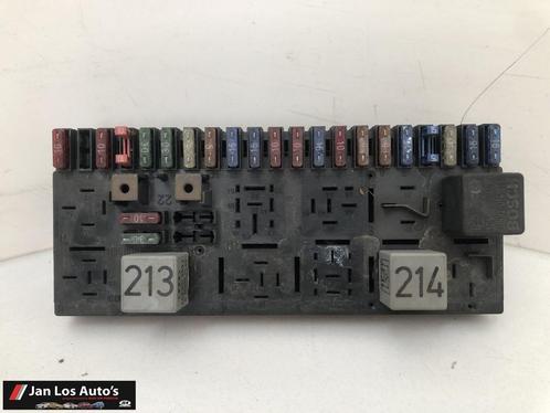 Zekeringkast Audi 100 C3  80 B2 B3 443941822A, Auto-onderdelen, Elektronica en Kabels, Audi, Gebruikt, Ophalen of Verzenden