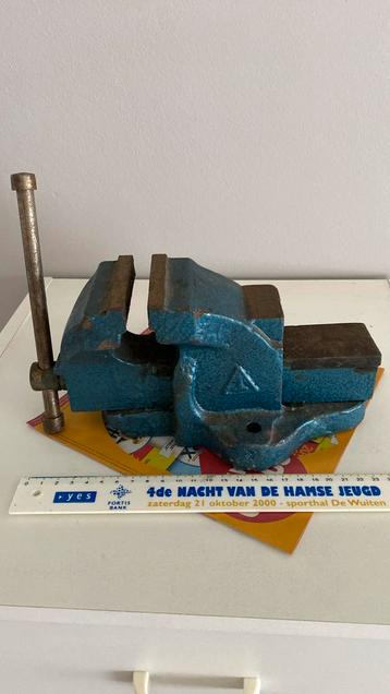 Bankschroef 25cm beschikbaar voor biedingen