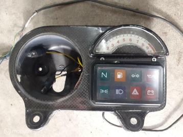Dashboard cockpit carbon toerenteller Monster 600 750 900 beschikbaar voor biedingen