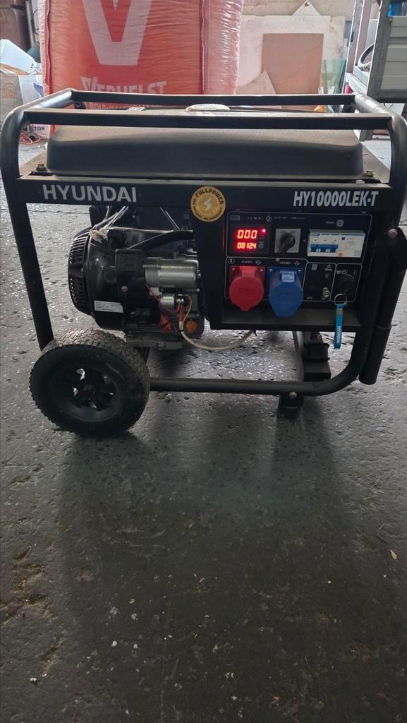 Hyundai HY10.000 LEK-T  230/400v, Doe-het-zelf en Bouw, Aggregaten, Zo goed als nieuw, Ophalen