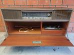 meuble radio vintage avec tourne-disque de la marque Grundig, Enlèvement